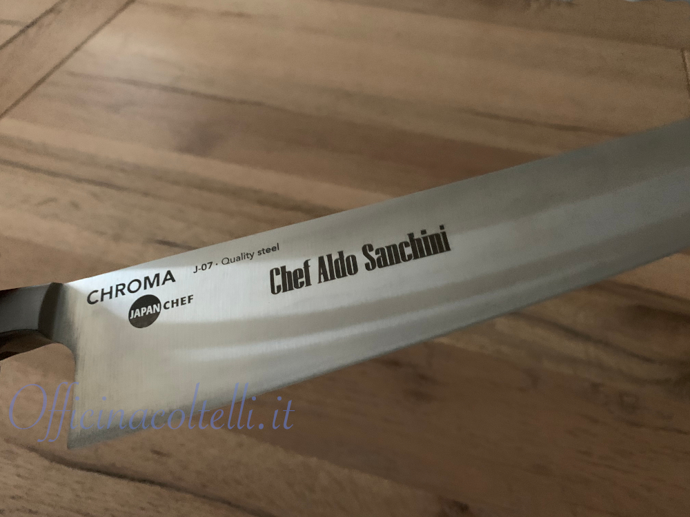 incisione laser su coltello da cucina japan chef personalizzato